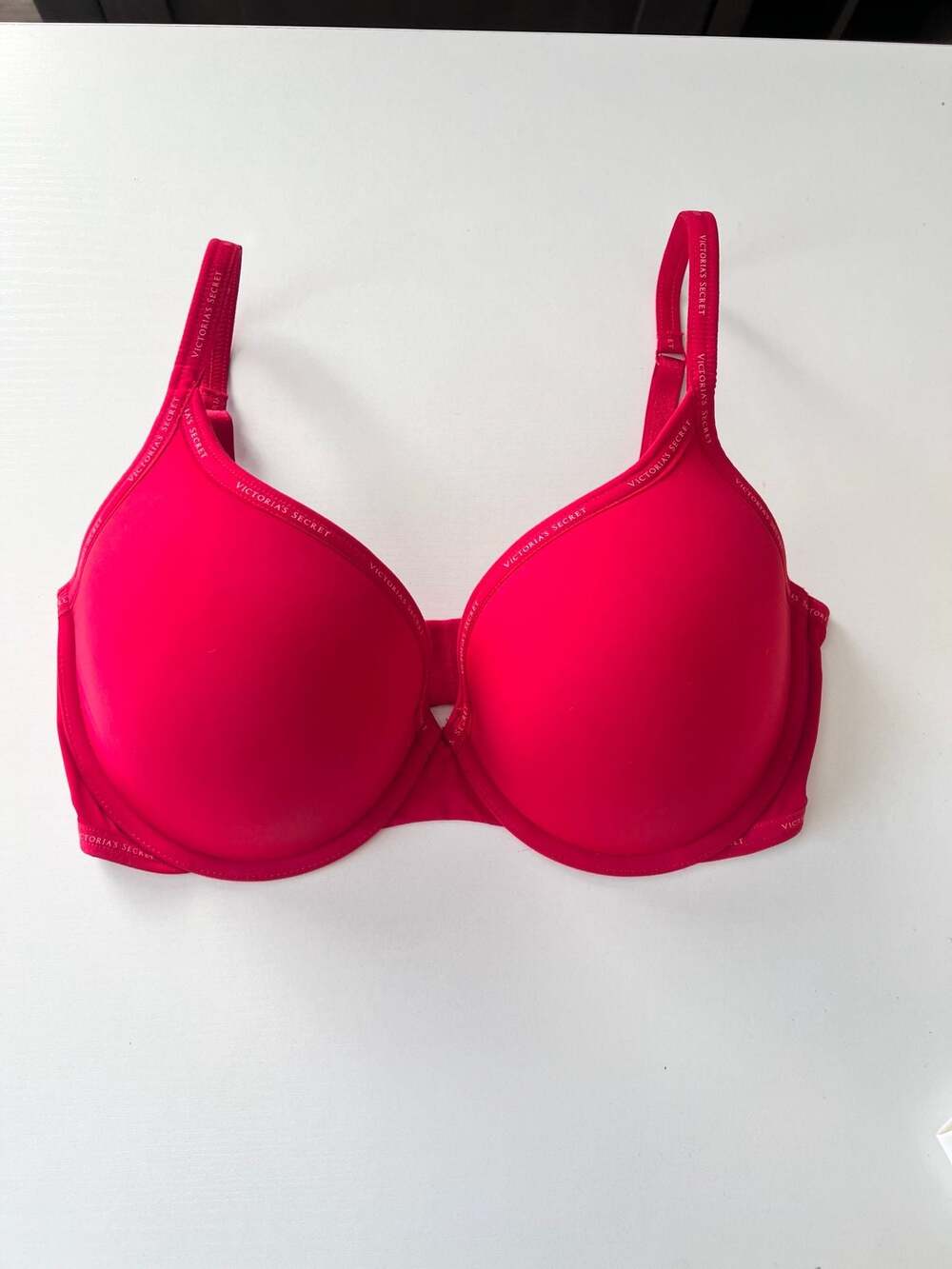 VICTORIA'S SECRET FULL COVERAGE T-SHIRT PUSH UP BRA 34DD LIPSTICK LOGO TRIM NWT